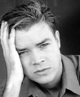 Robbie G Tomlin