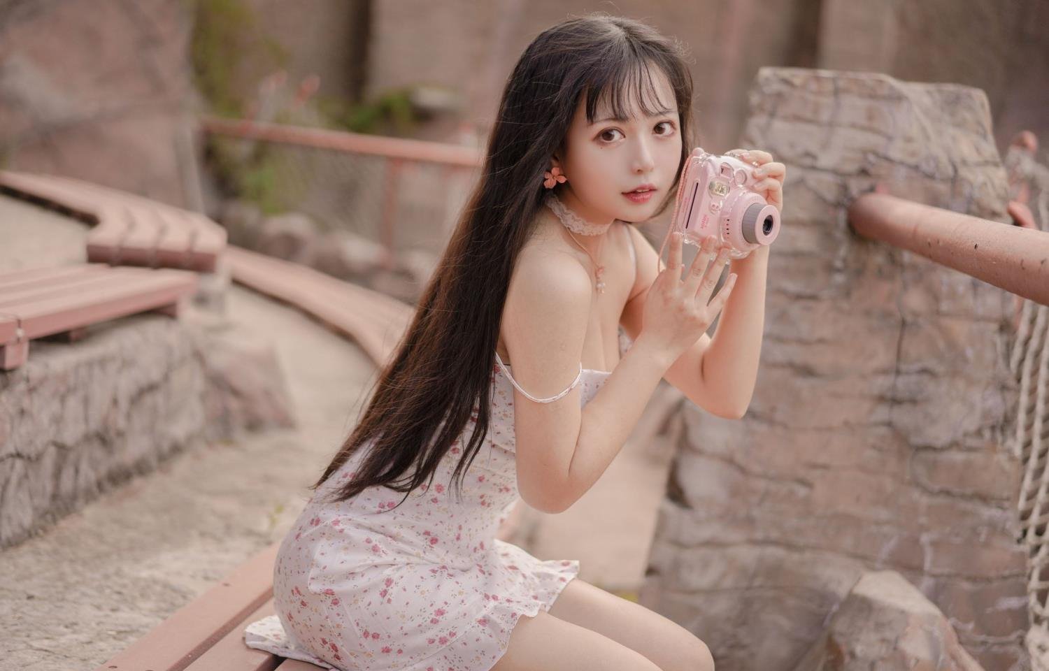 һ���������߹ۿ���������Ѹ������