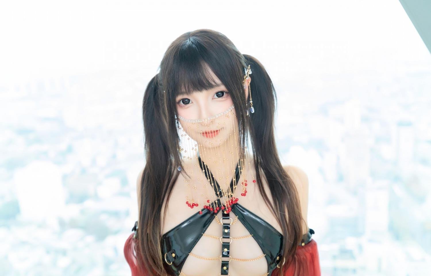 ��Ů����������Ļһ��������ӽ��Ѹ������