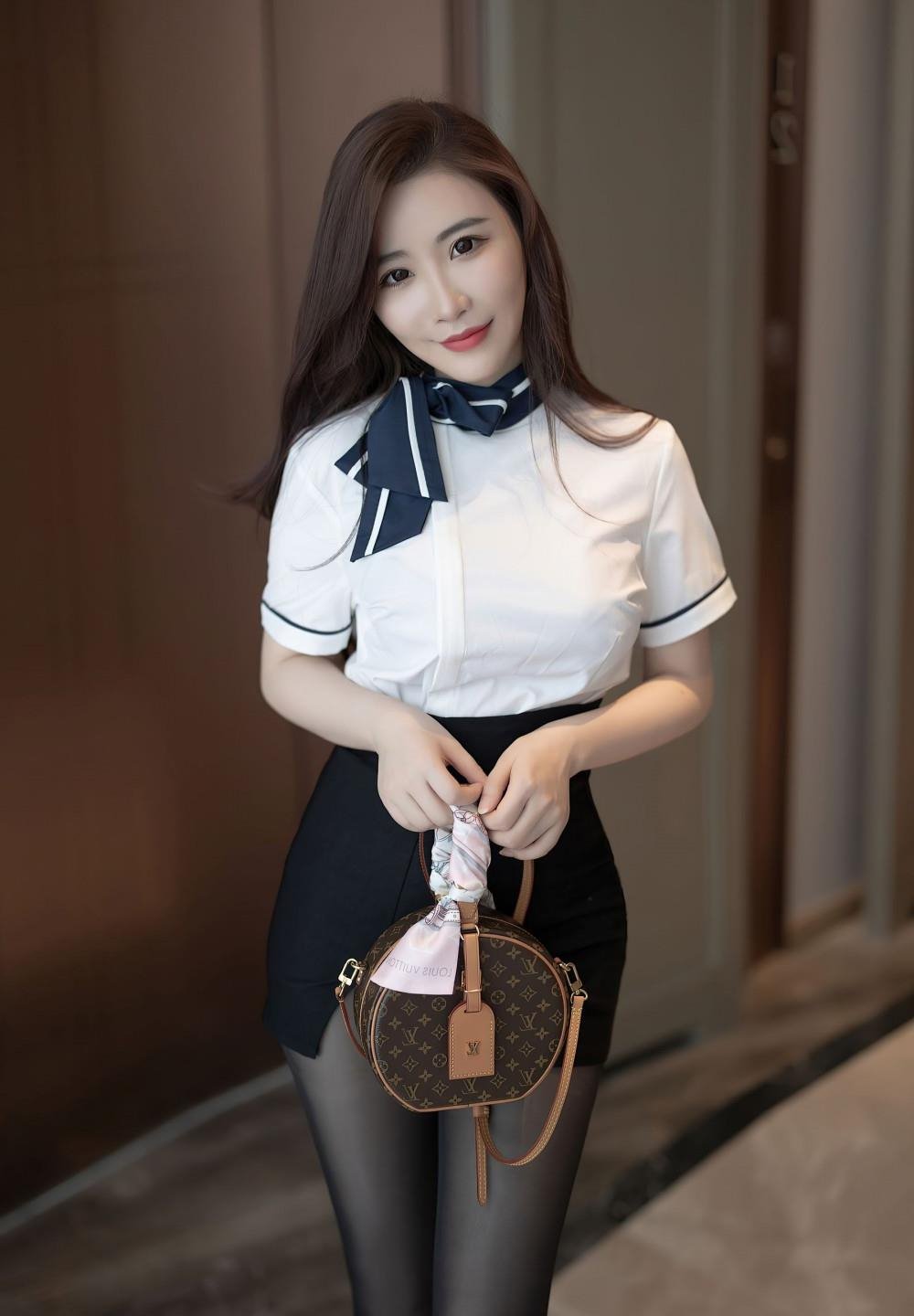 ����play