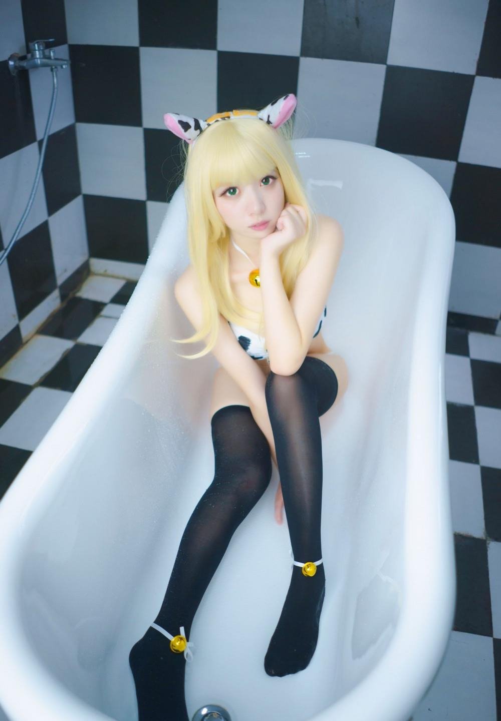 ɫ����������Ƶ��������Ѹ������
