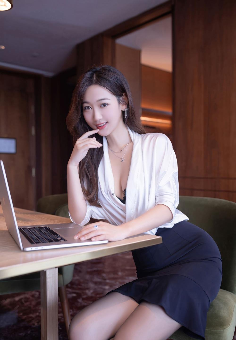 ���޶����˶�