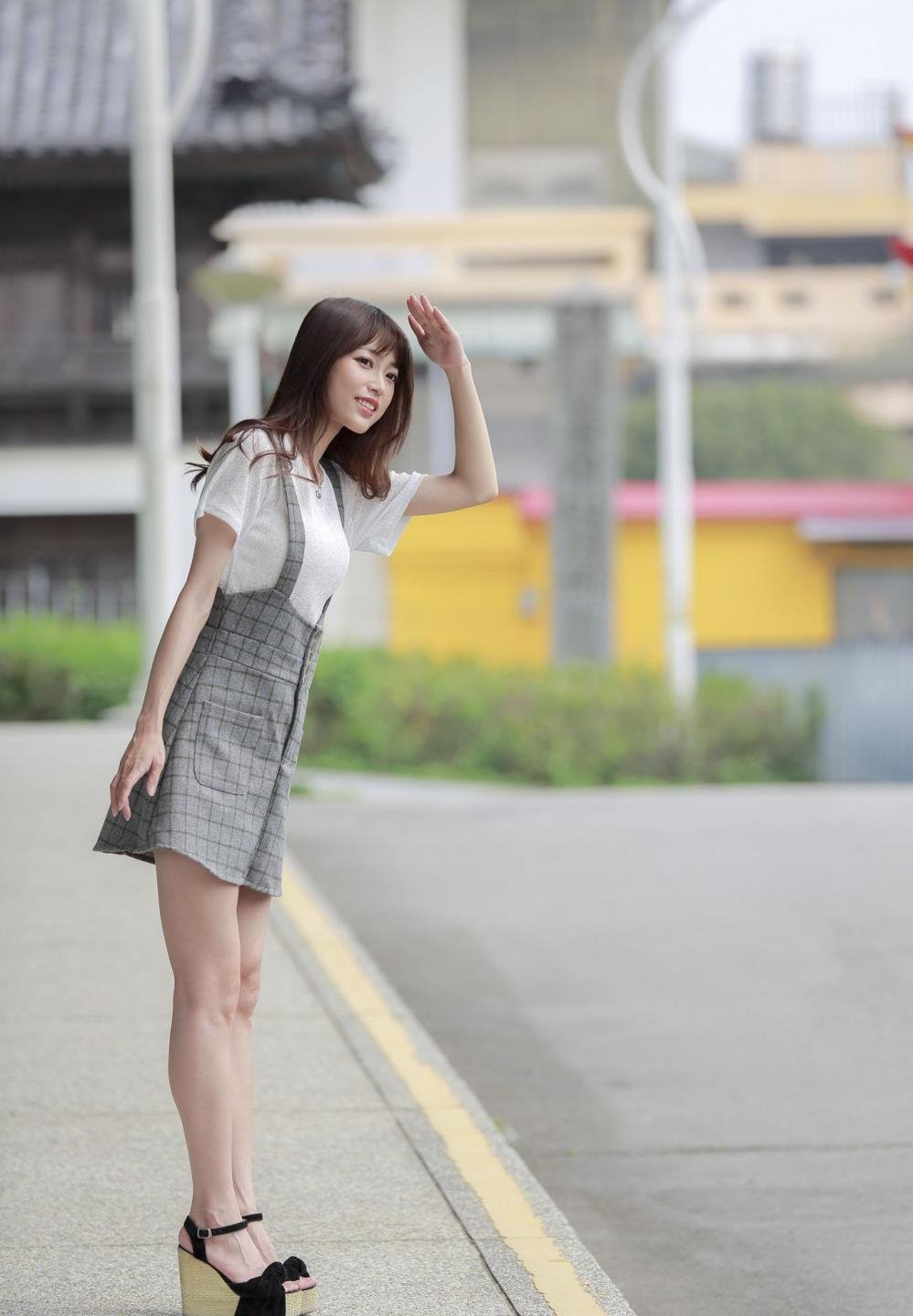 ������һ�����ˬ����һ��Ѹ������