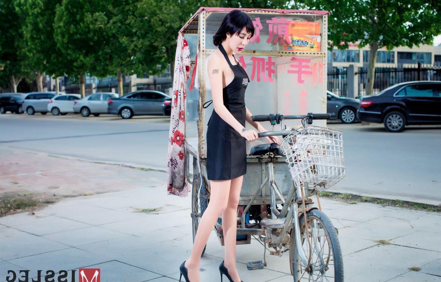 �й���½ŮRAPPER��ƵѸ������