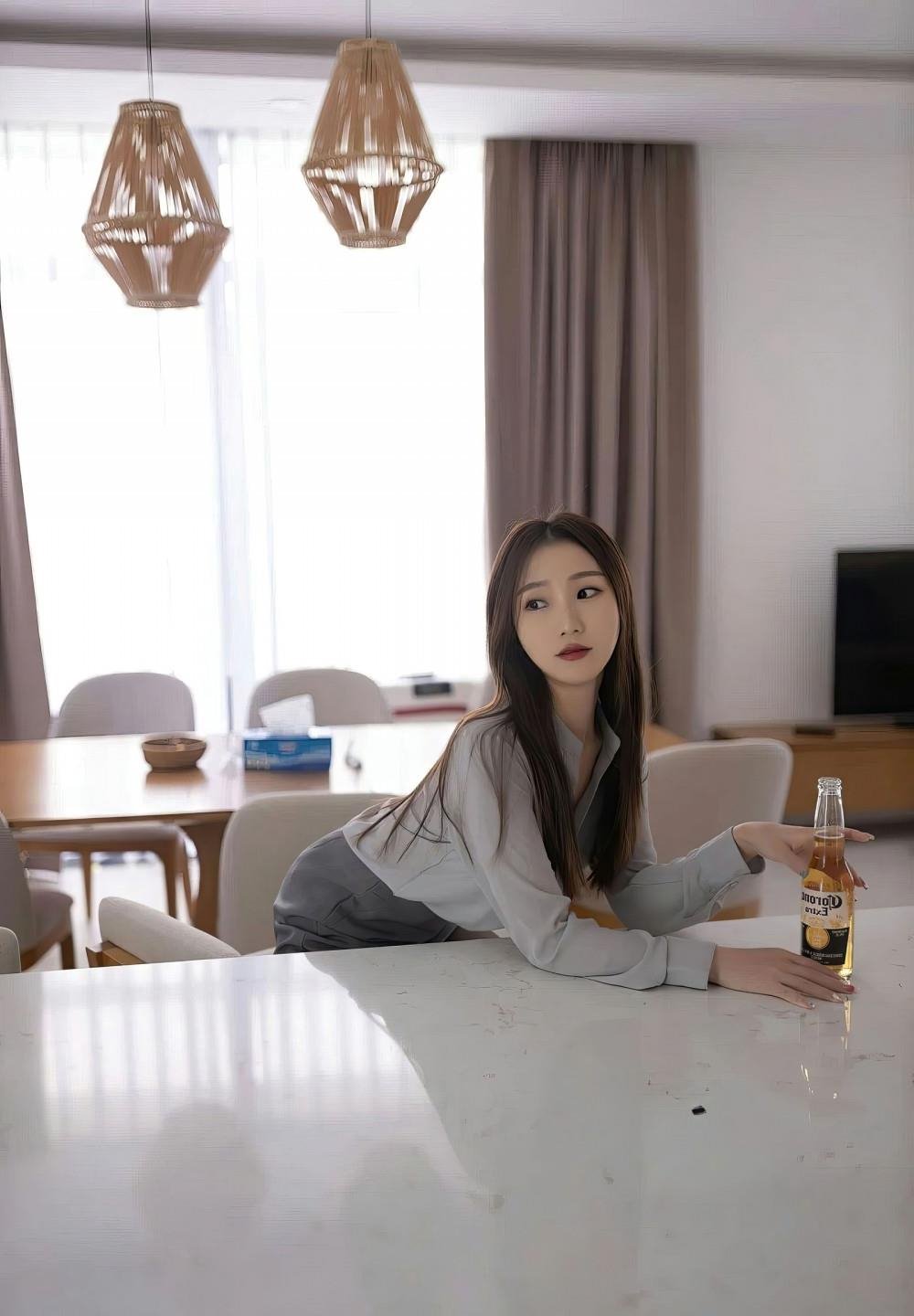 �Ĵ���ŮѸ������