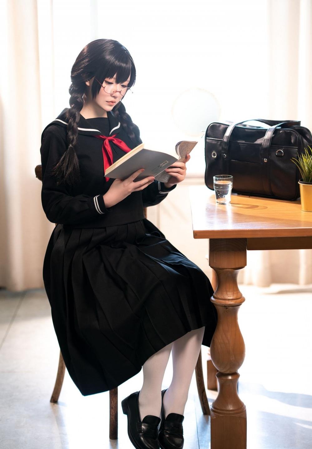 ��¶Ů��ϵ��֮СӨ