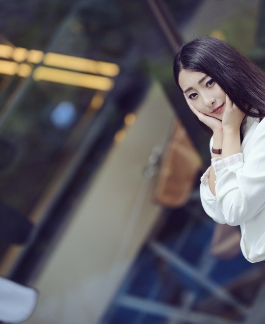 ��ɫ��;��̳Ѹ������