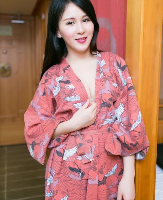 ��ɫֱ��APP���ذ�װѸ������