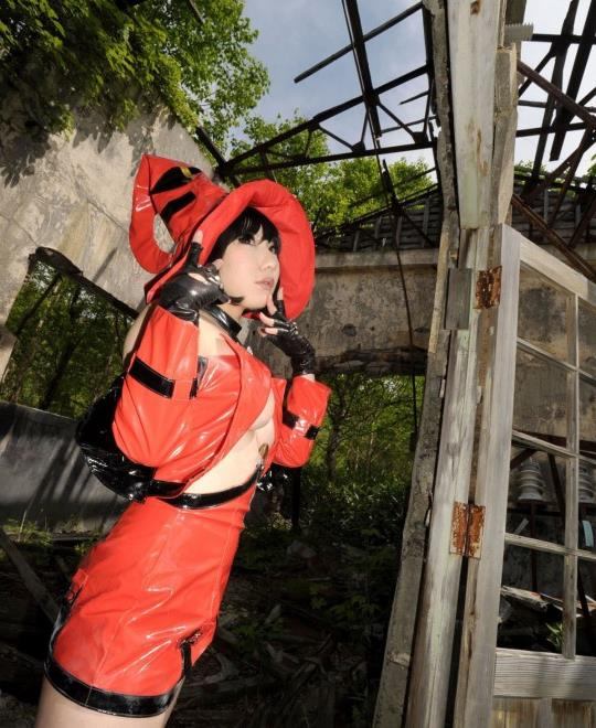 ɫ����Ѹ������