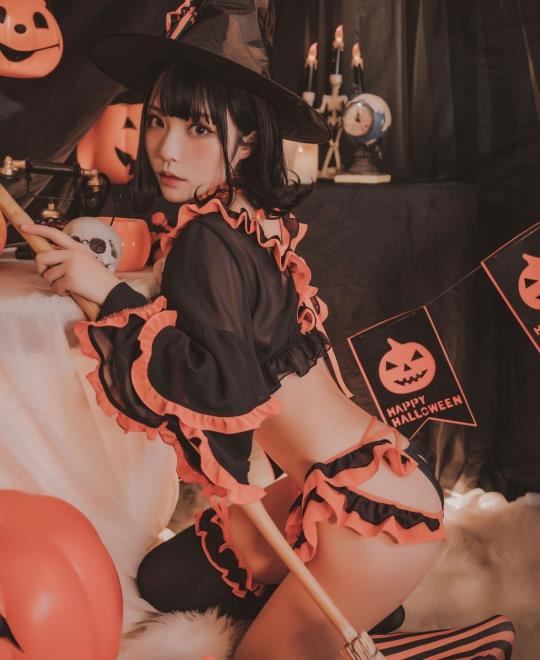 ƷɫͼƬѸ������