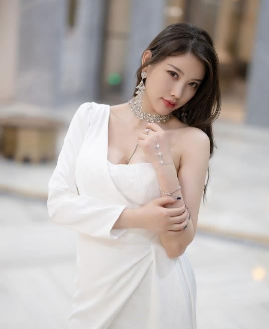 �����ع�˯������֦Ѹ������